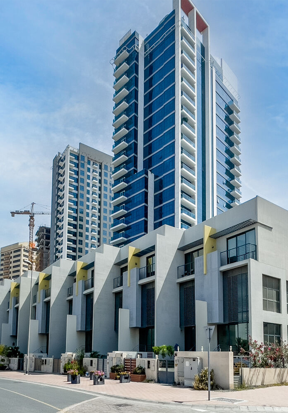 Binghatti Corner, Downtown